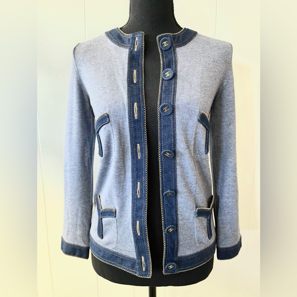 Chanel Spring 2007 Blue Denim Trim Chain Link Cardigan Jacket Sz FR 34